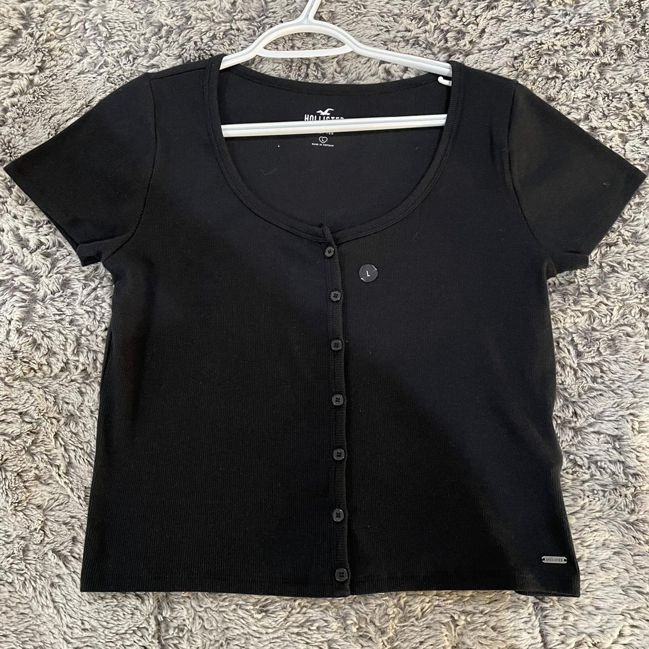 Hollister Co. Women's Black Crop-top | Depop