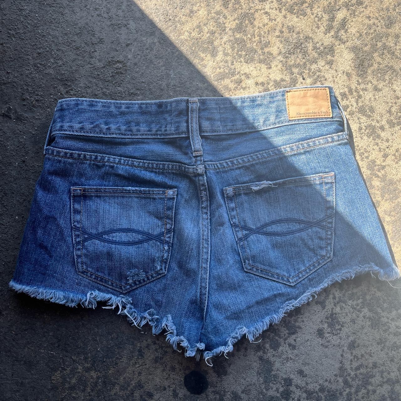 Super flattering low rise shorts No stains or signs... - Depop