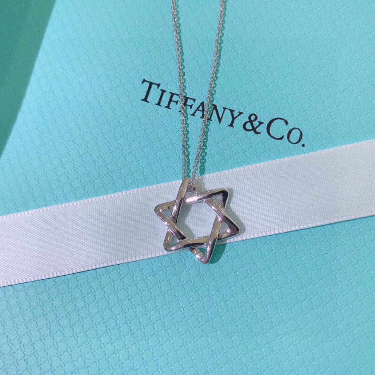 Star of David pendant of diamonds in platinum. | Tiffany & Co.