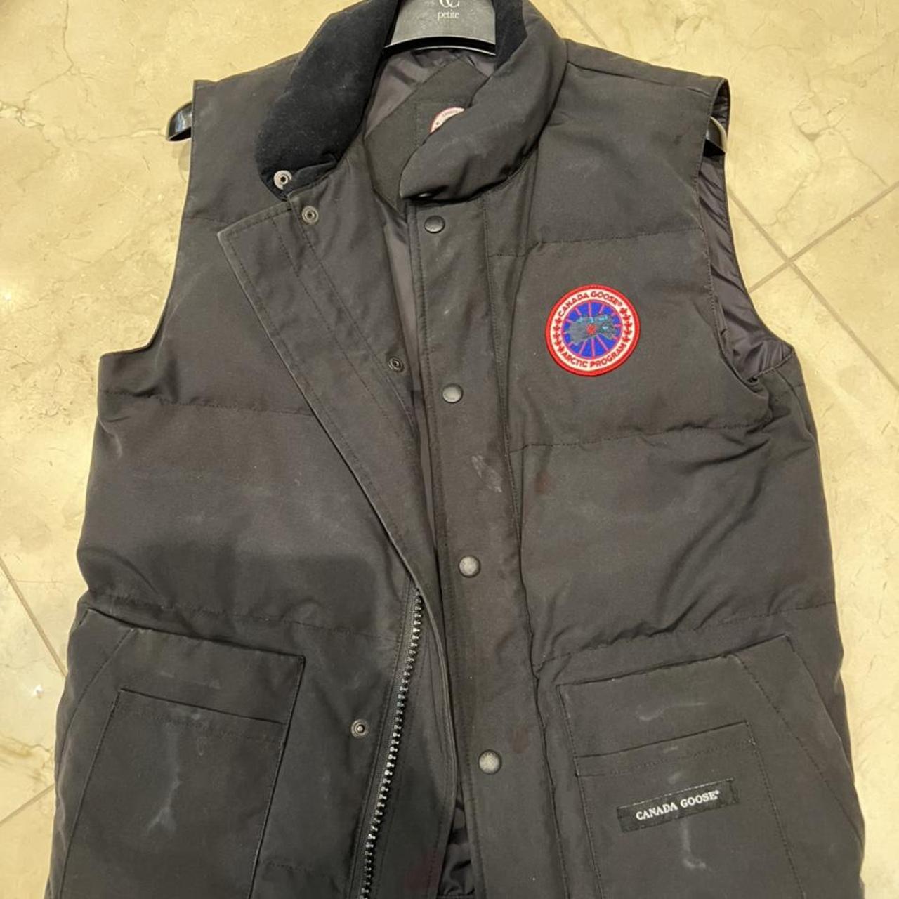 canada goose gilet large