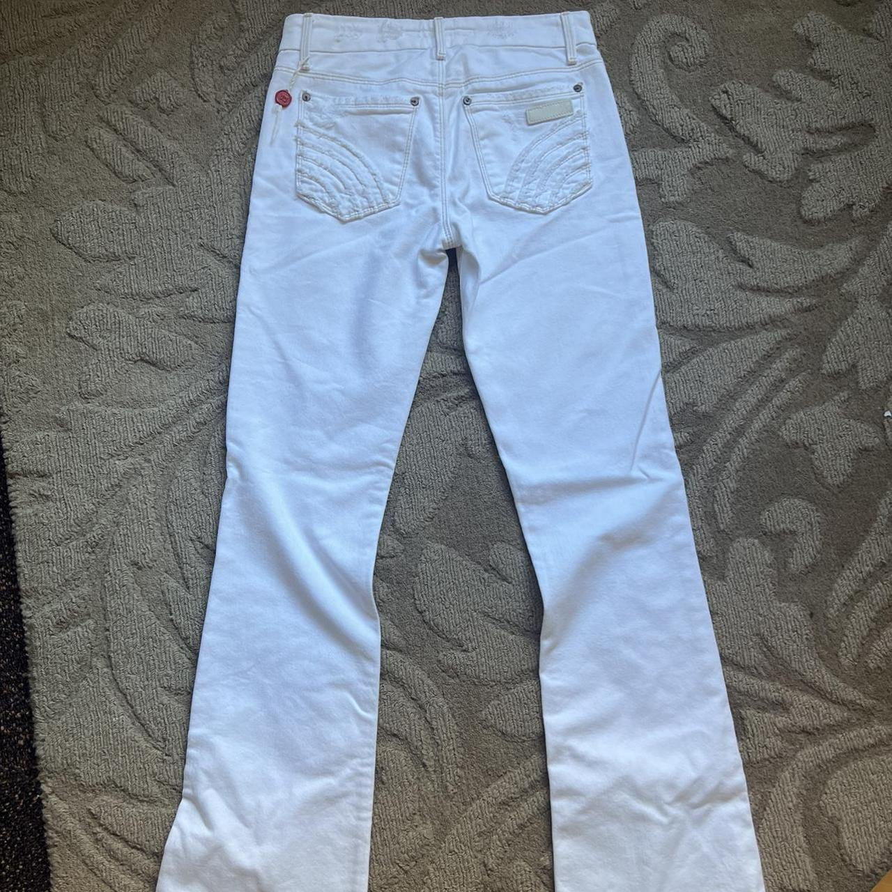 Adorable white flared Joe’s jeans Super cute... Depop