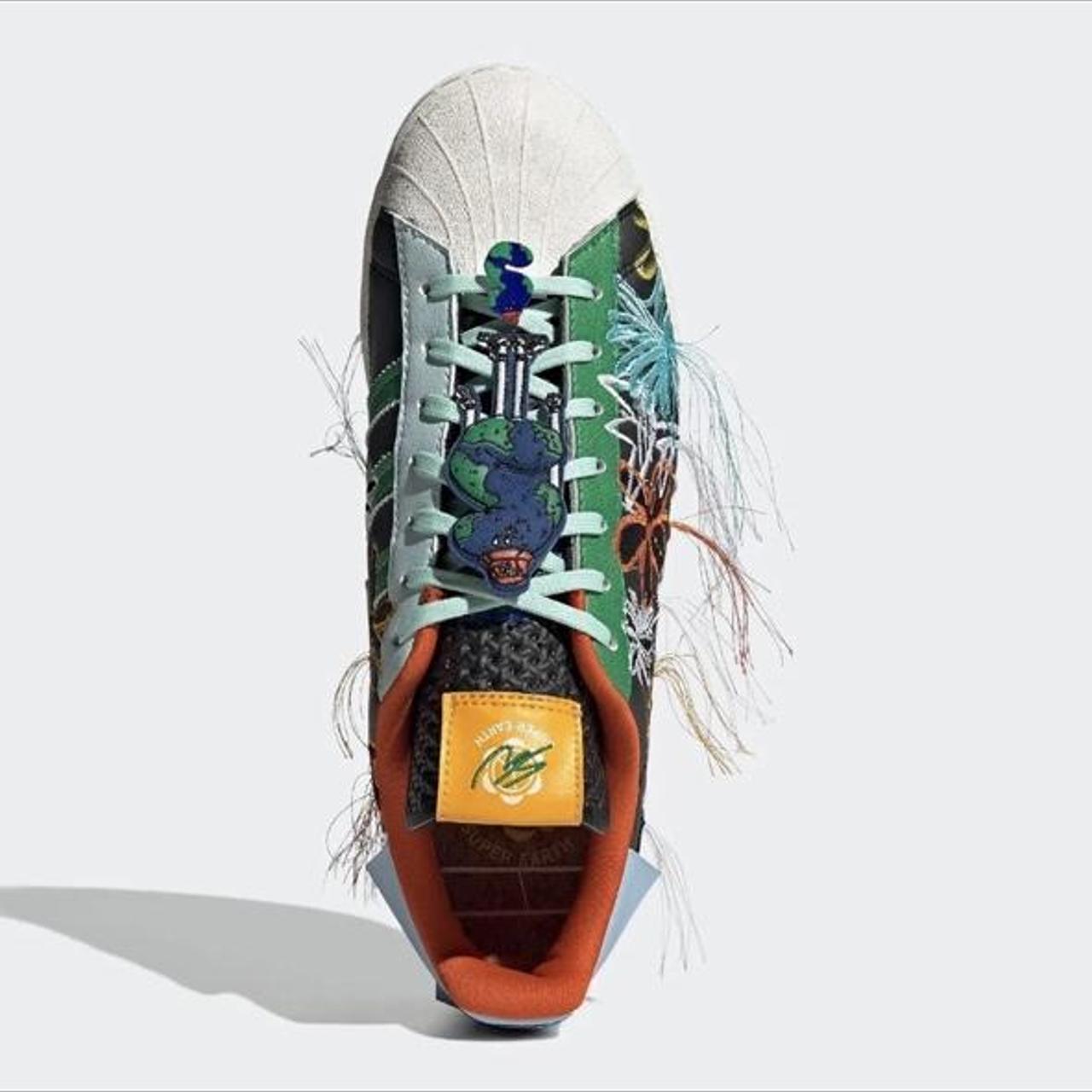 wotherspoon superstar