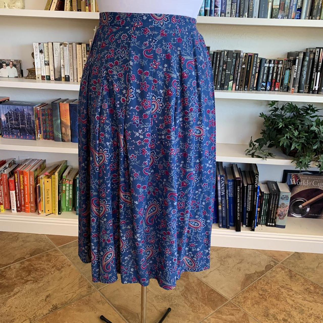 Deadstock Vintage Liz Claiborne Paisley Skirt... - Depop