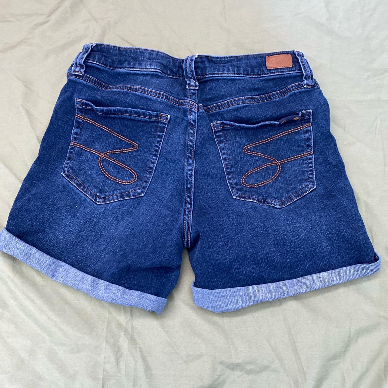 super cute blue jean shorts. 98% cotton / 2%... - Depop