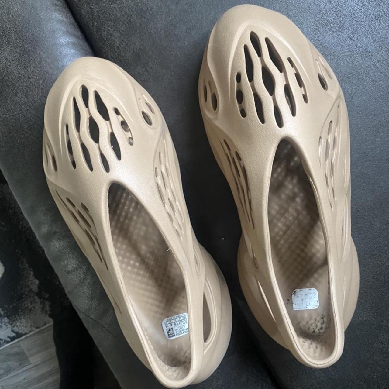 foam runner tan