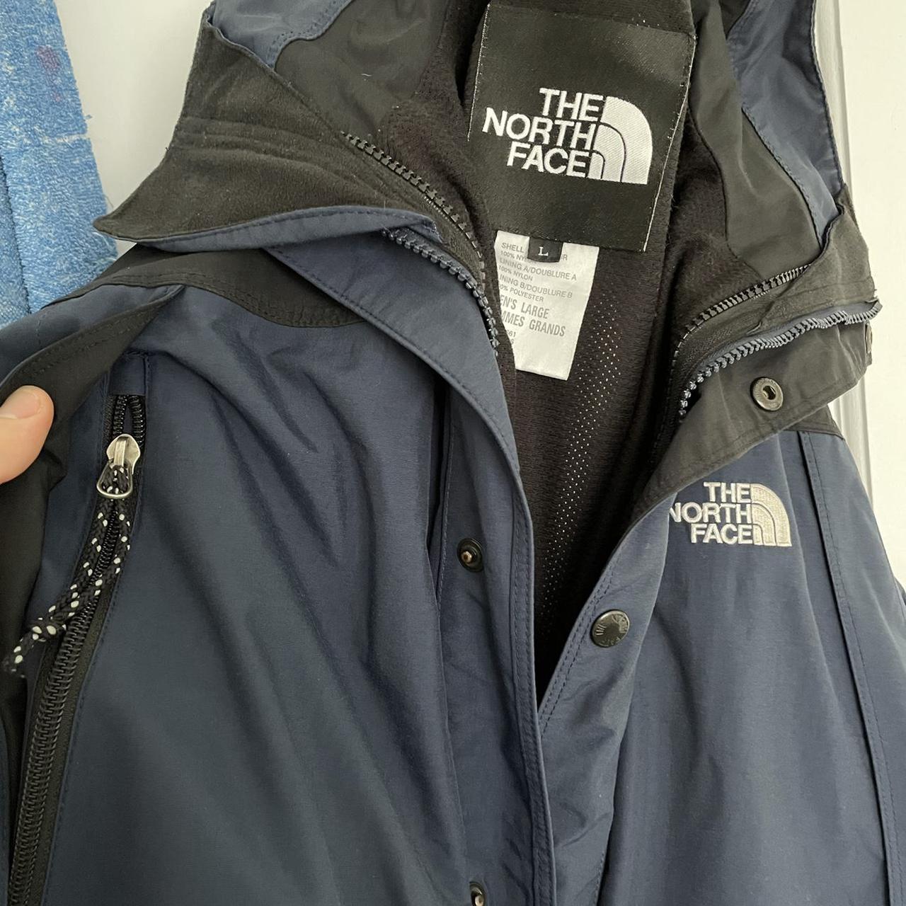 The North Face Men's Black and Navy Jacket | Depop