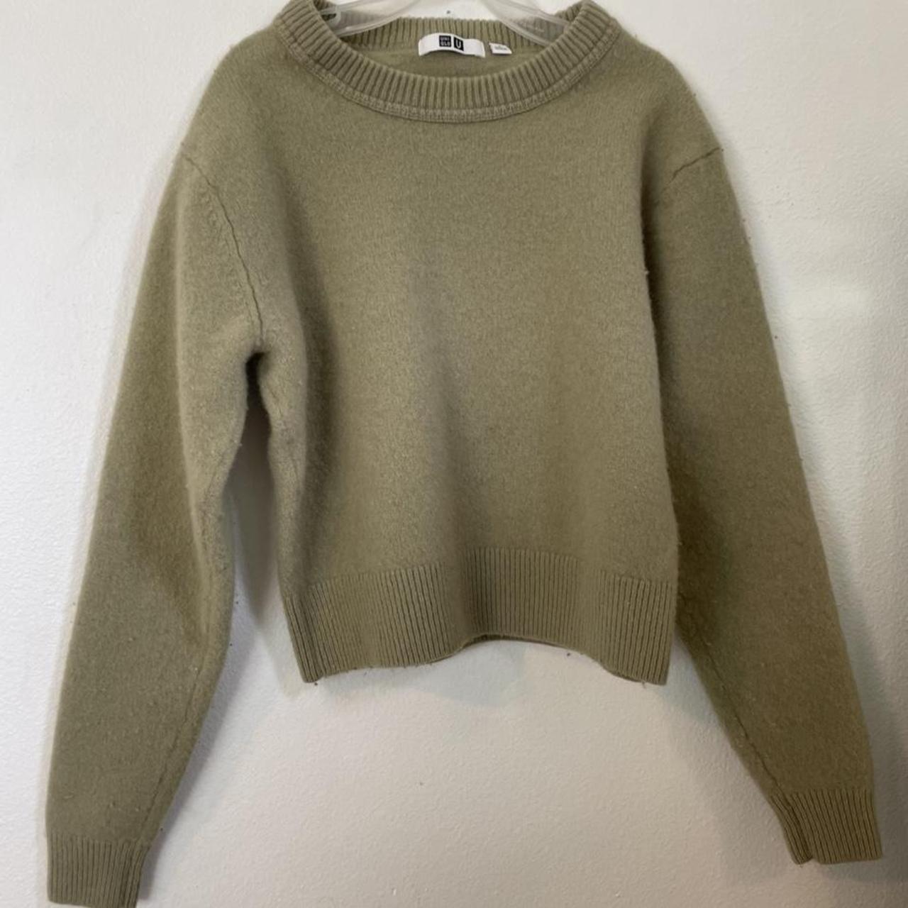 WOOL SAGE SWEATER -SUPER soft -uniqlo -ok so i... - Depop