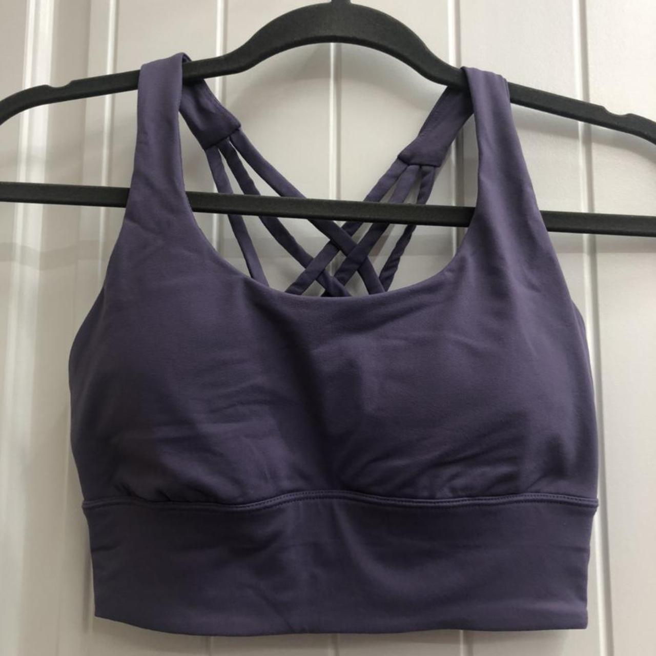 Forever 21 Sports Bra Used less than 5 times - Depop