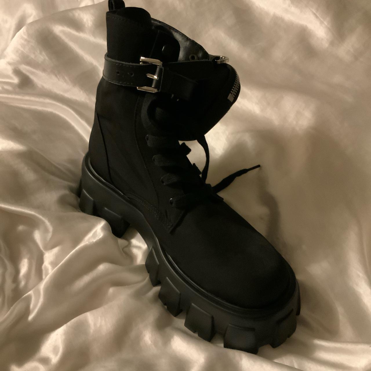 size 6 combat boots