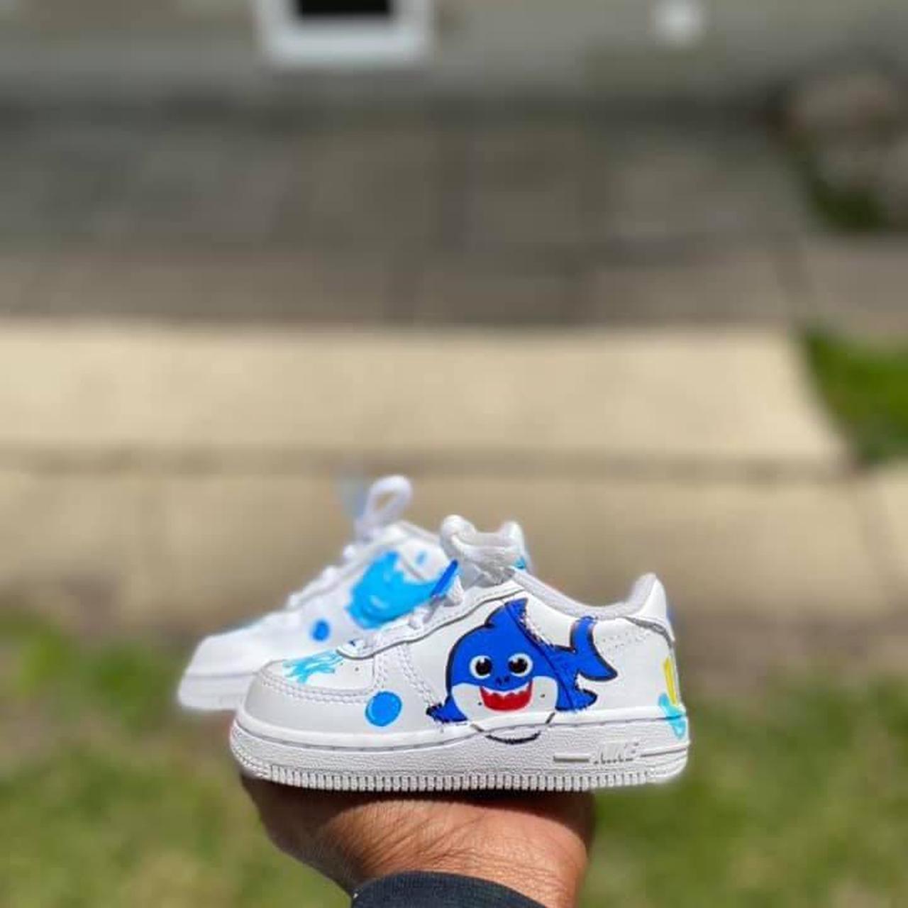 Baby shark hotsell nike shoes