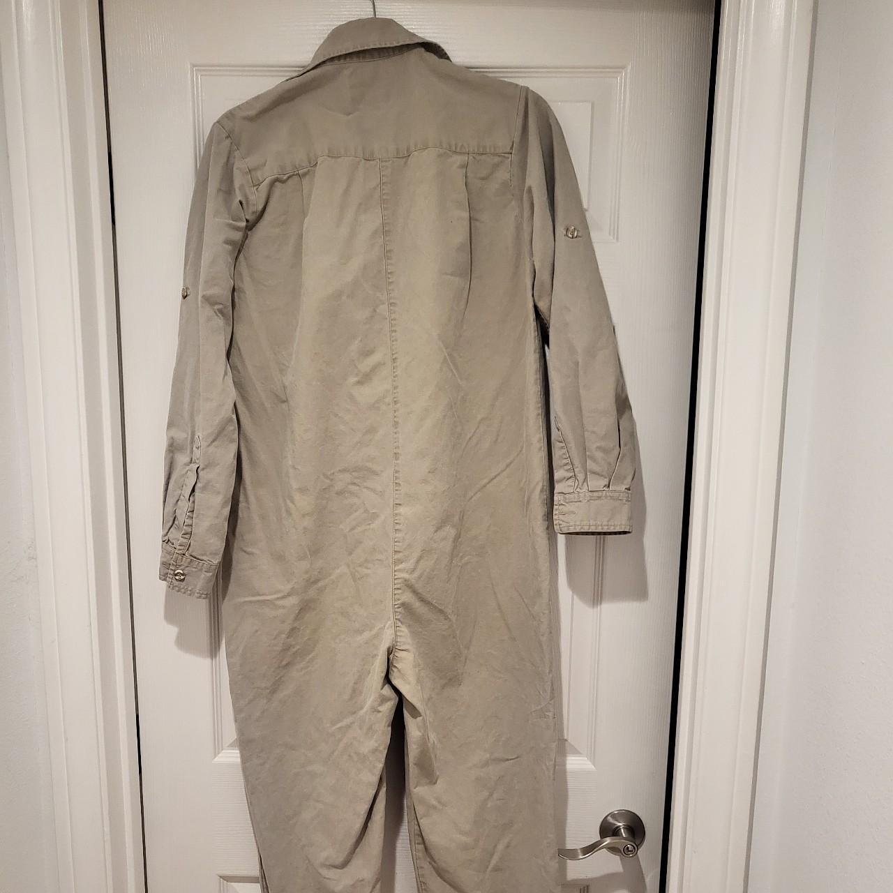 Banana Republic Women's Khaki Suit Depop