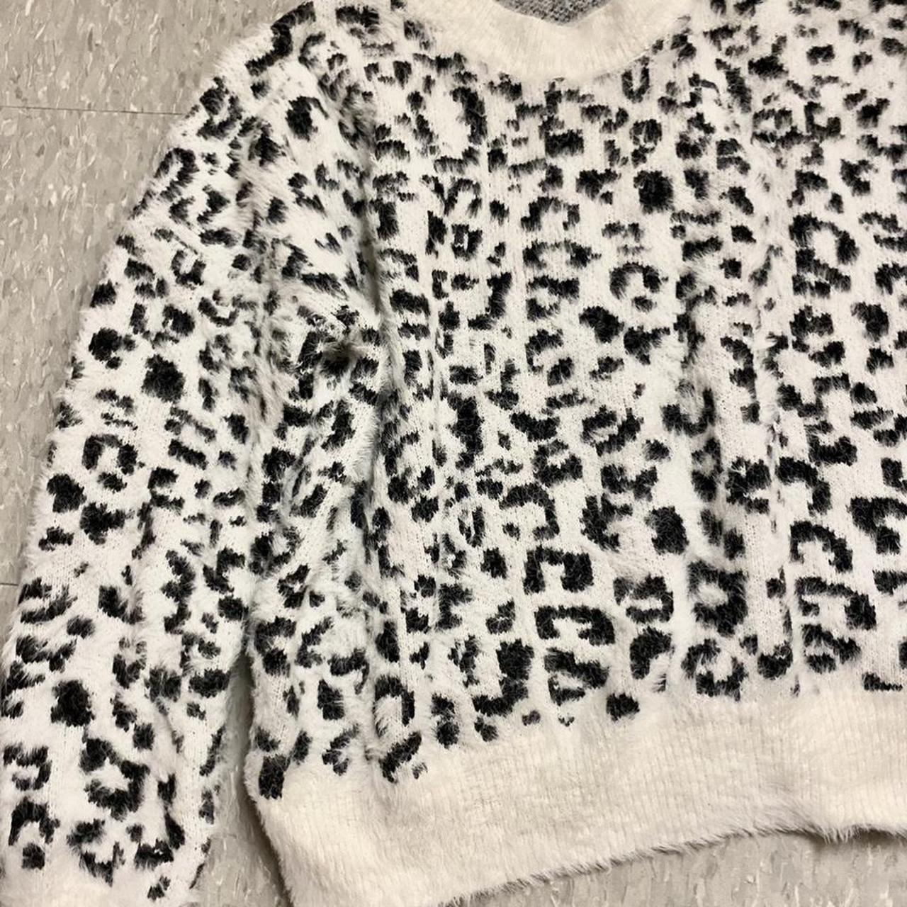 Product Image 2 - Fuzzy Leopard Sweater, XL but