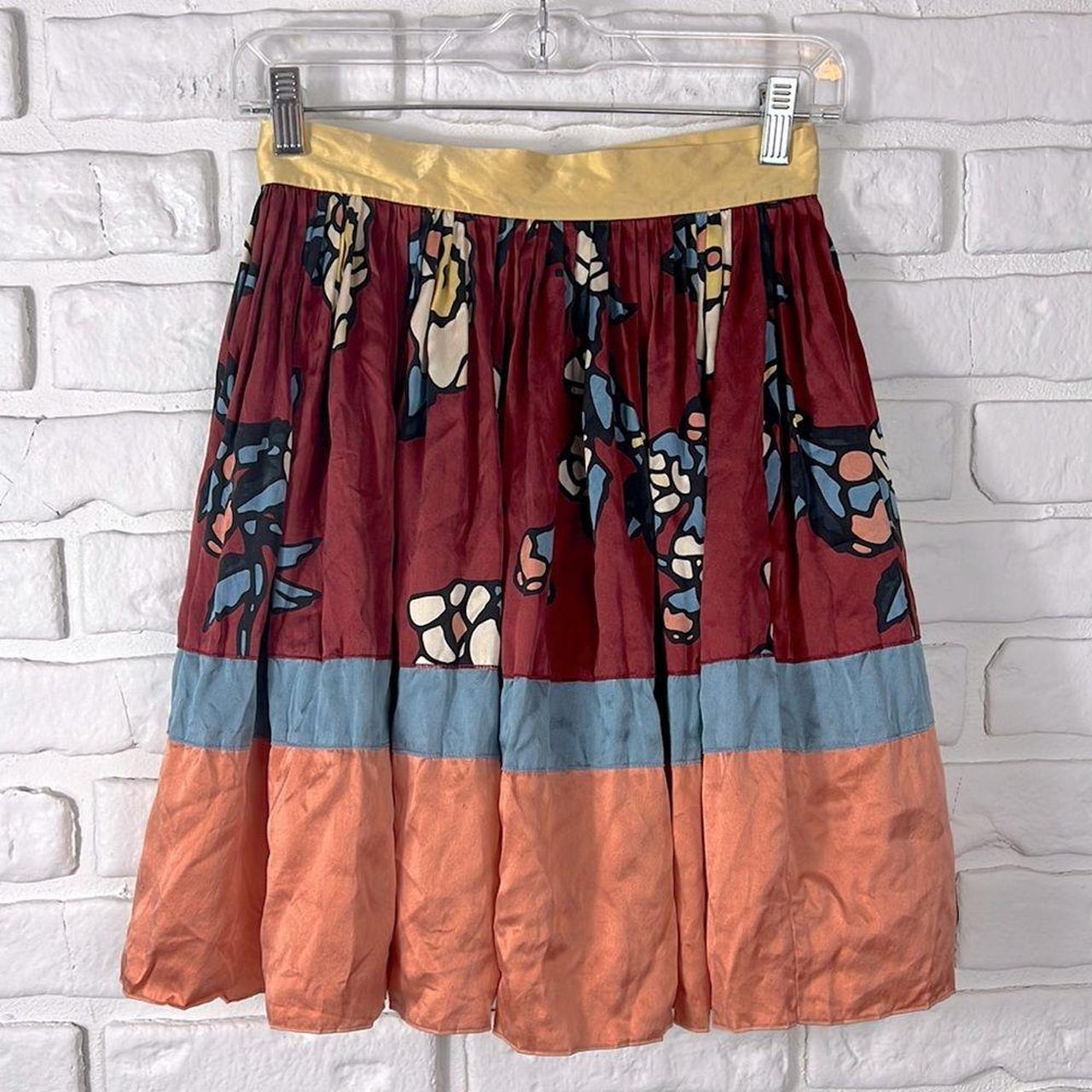 Product Image 1 - 100% Silk floral print skirt
Zipper