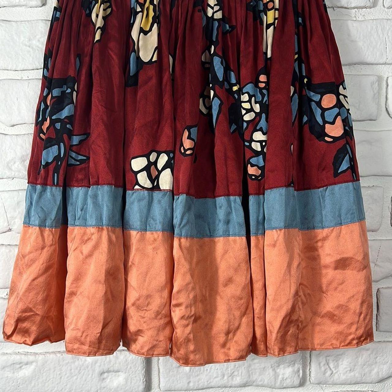 Product Image 3 - 100% Silk floral print skirt
Zipper