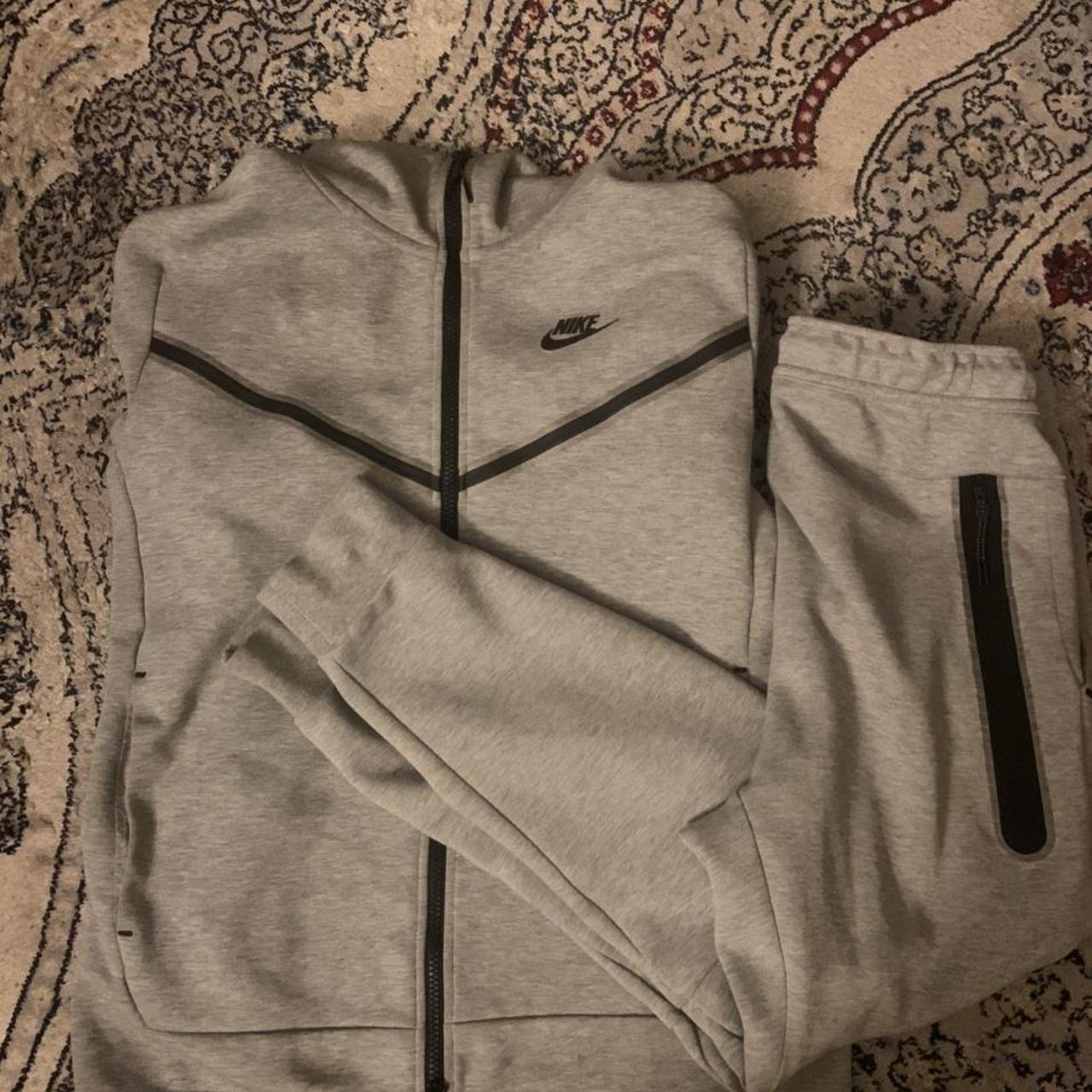 cheap nike tech fleece tracksuit