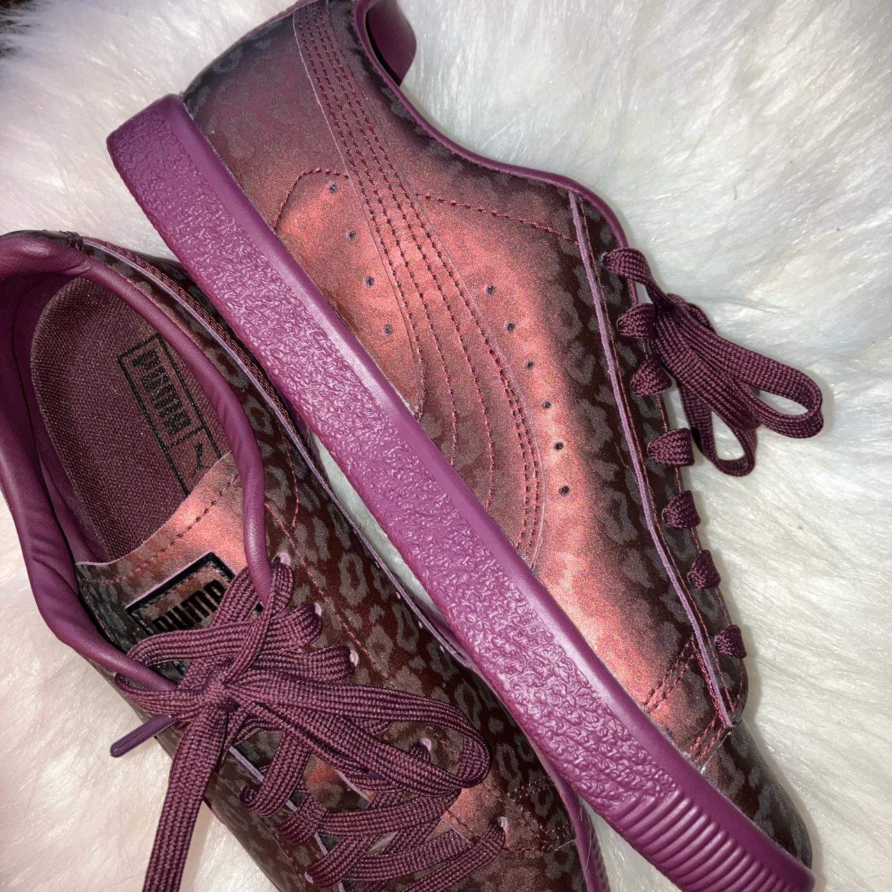 Burgundy pumas 90s hotsell