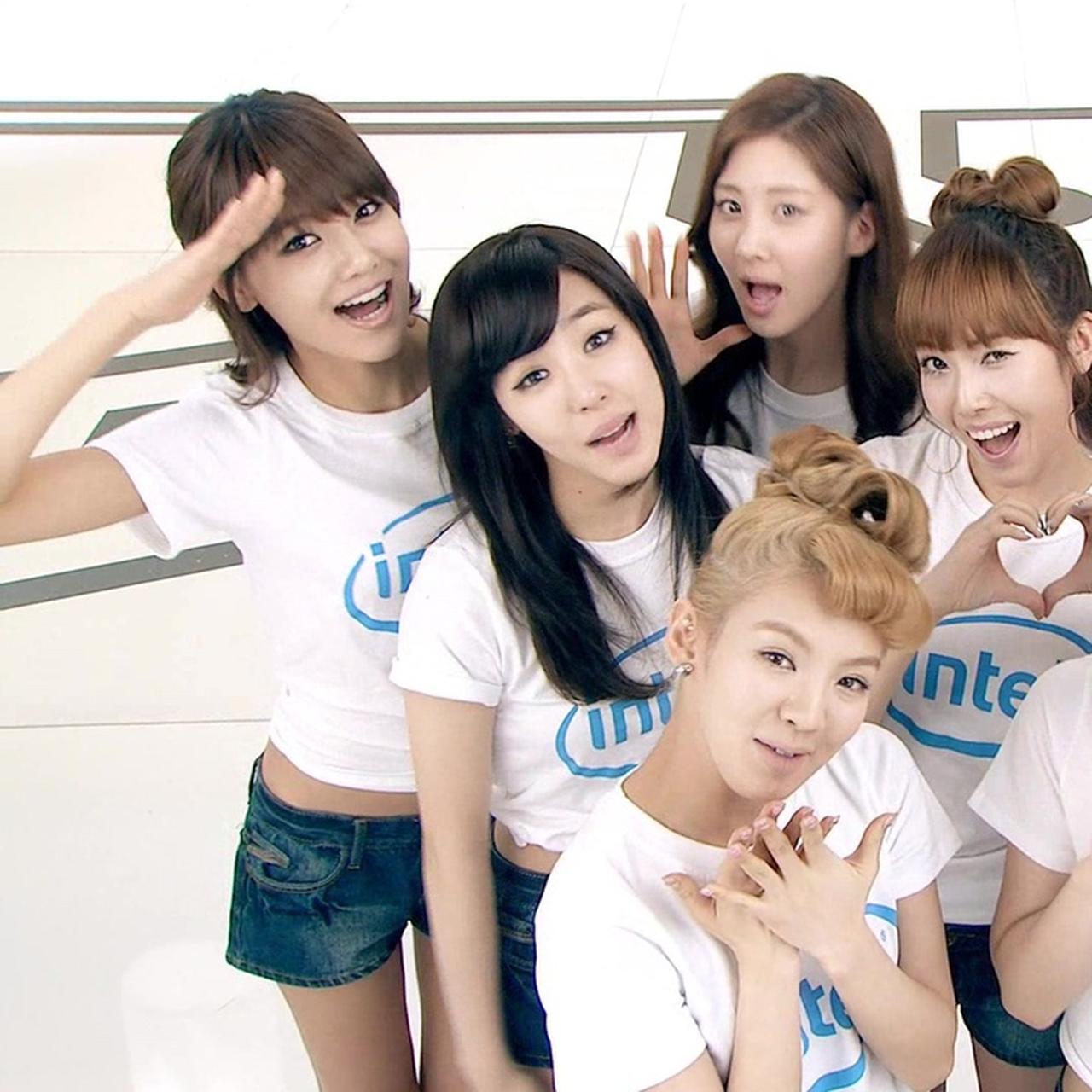 Our #GirlsGeneration on 2025 SMTown #30thSMAnniversary 💕 🩷 . . ©️®️  @smtown (SNSD Cut) @taeyeon_ss @tiffanyyoungofficial @yoona__lim  @hyoyeon_x_x @yulyulk @seojuhyun_s @sooyoungchoi @515sunnyday @ girlsgeneration #Taeyeon #tiffany #sooyoung #sunny ..., image size:1280x1280