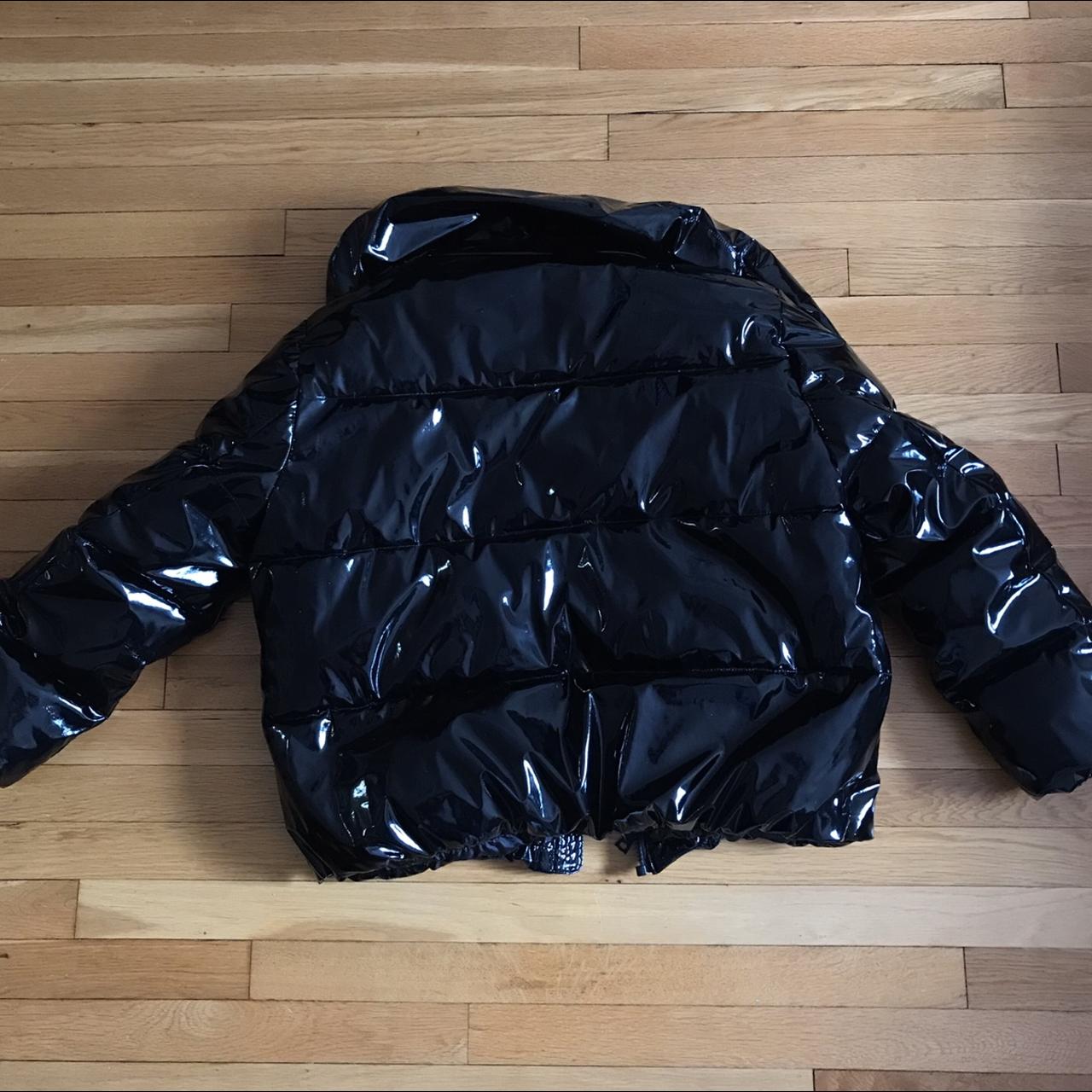 Kendall and kylie store vinyl puffer jacket