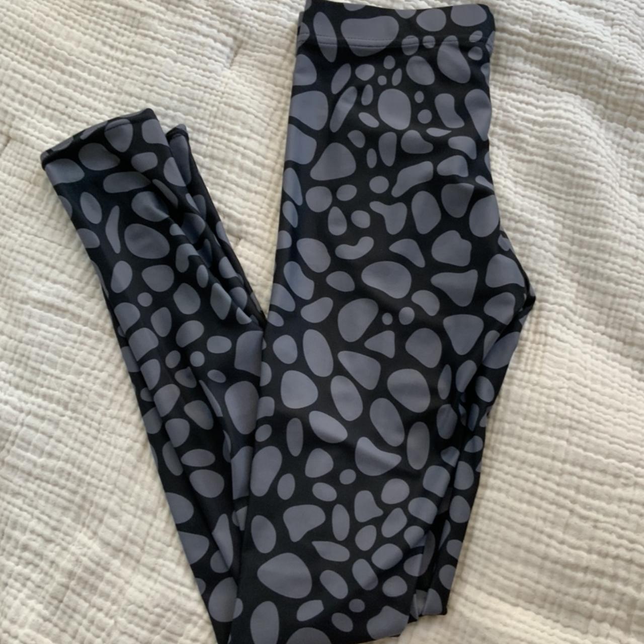 Gearfuel Black Snakeskin Speckled Leggings. size... - Depop