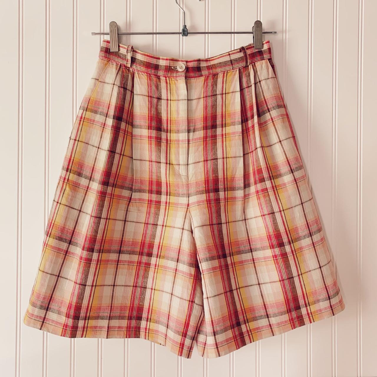 Vintage high-waisted plaid cotton linen shorts by... - Depop