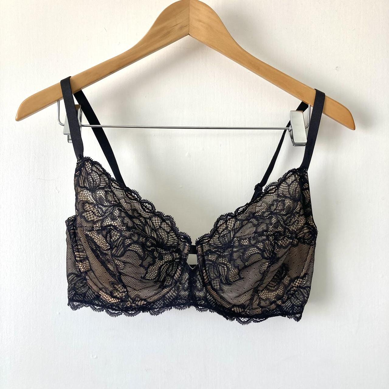 FREE SHIPPING ✨ NWOT Calvin Klein balconette bra - Depop