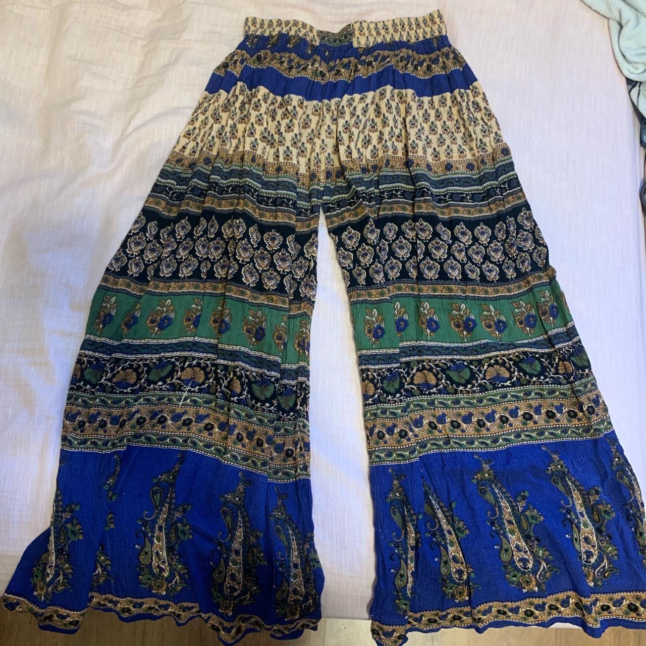 ☮️☮️BOHO FLOWY PANTS☮️☮️ Repop! These darling flowing... - Depop