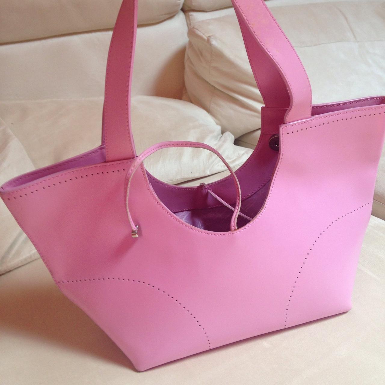 Beijo, Bags, Beijo Breast Cancer Handbag