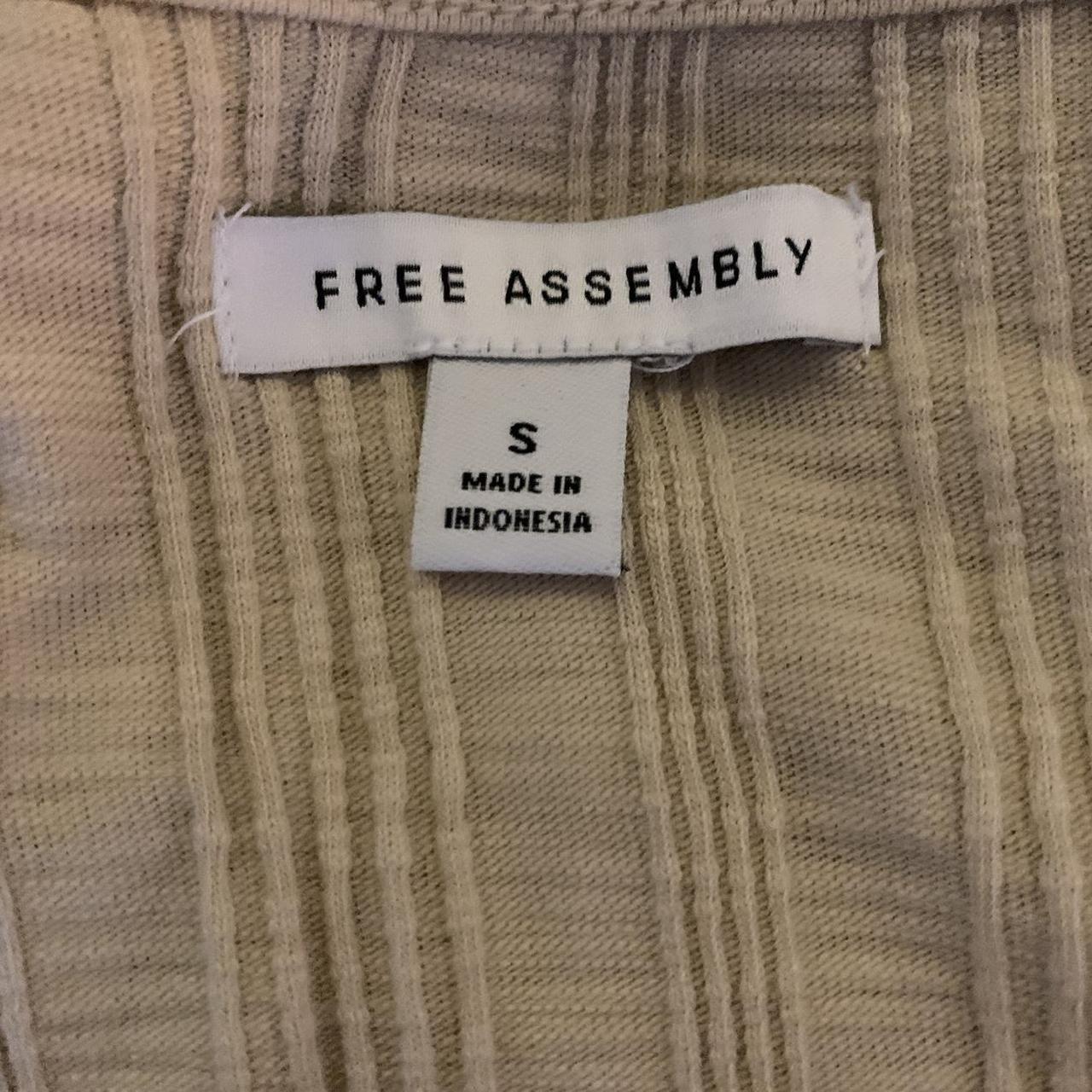 Free Assembly Women's Yellow and Cream Vest (3)