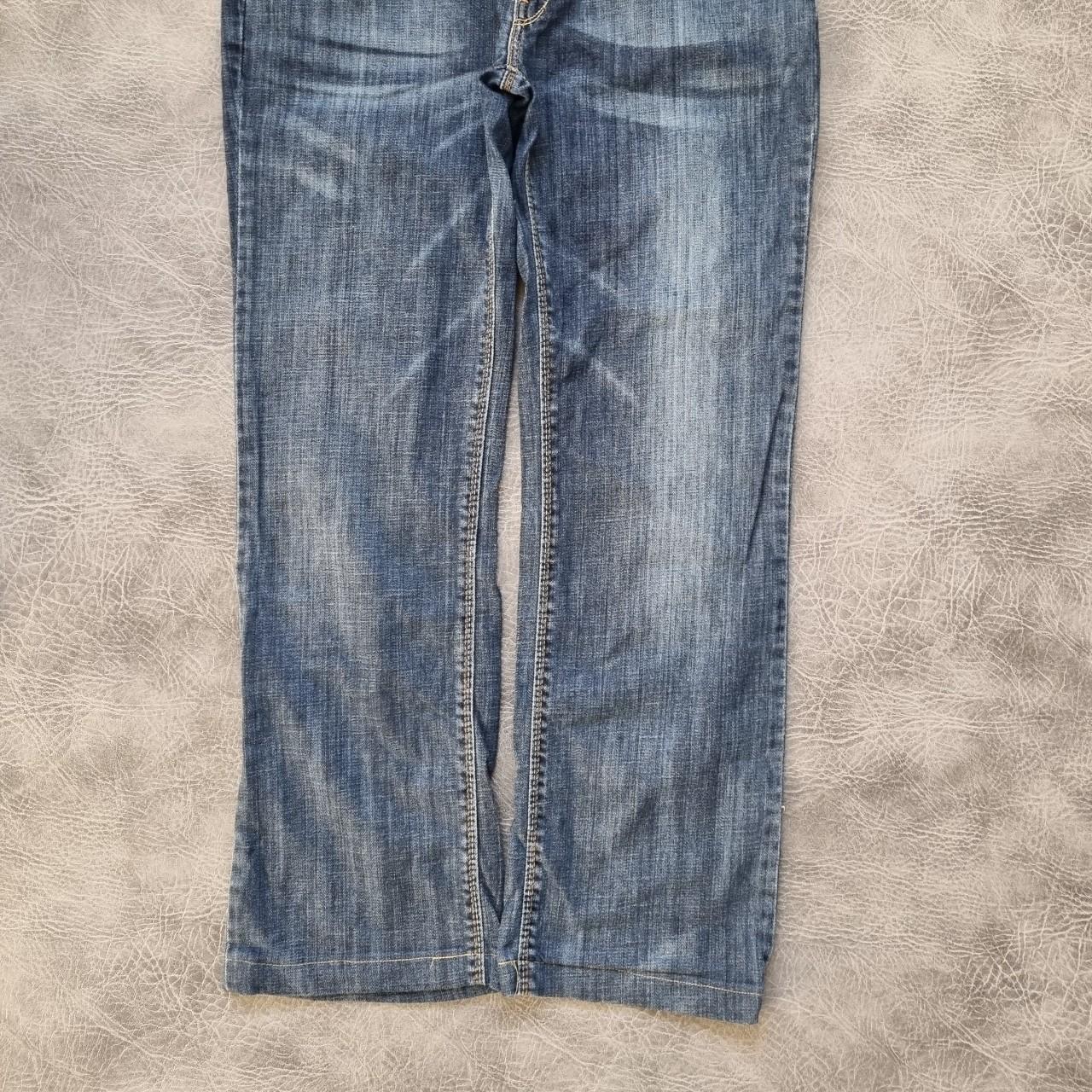 Vintage Levi's 570 Straight Fit jeans in Blue... - Depop