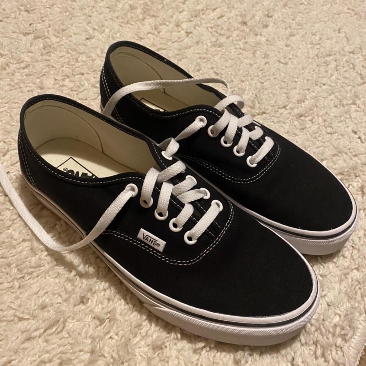 black vans size 9.5