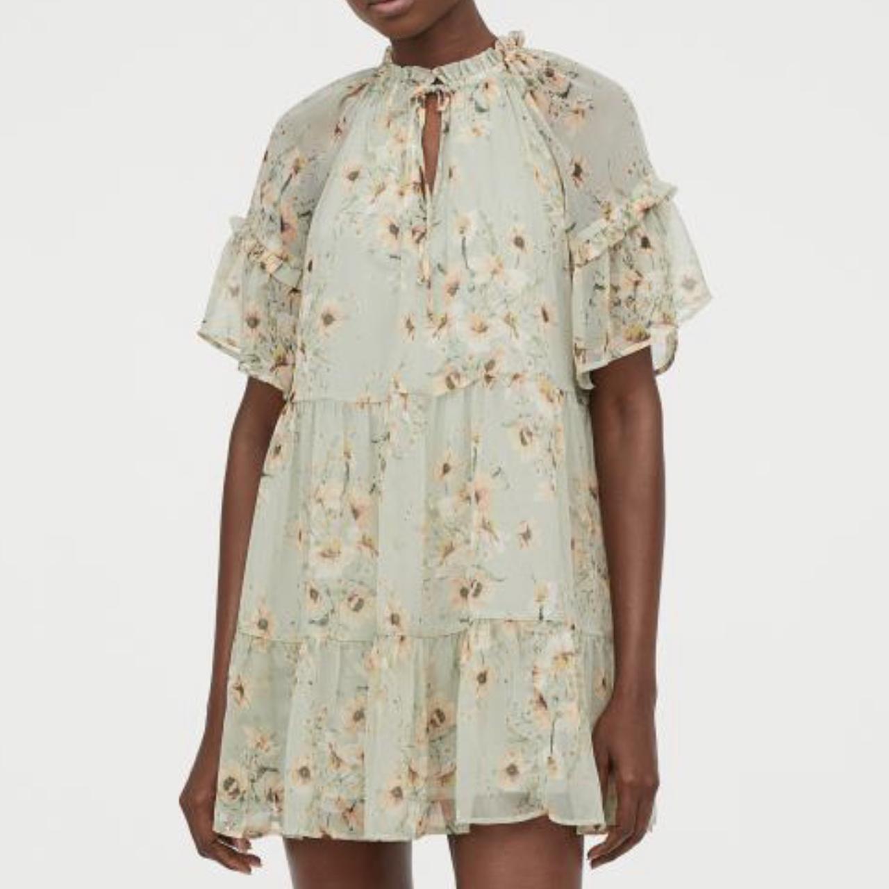 H&m short hotsell chiffon dress