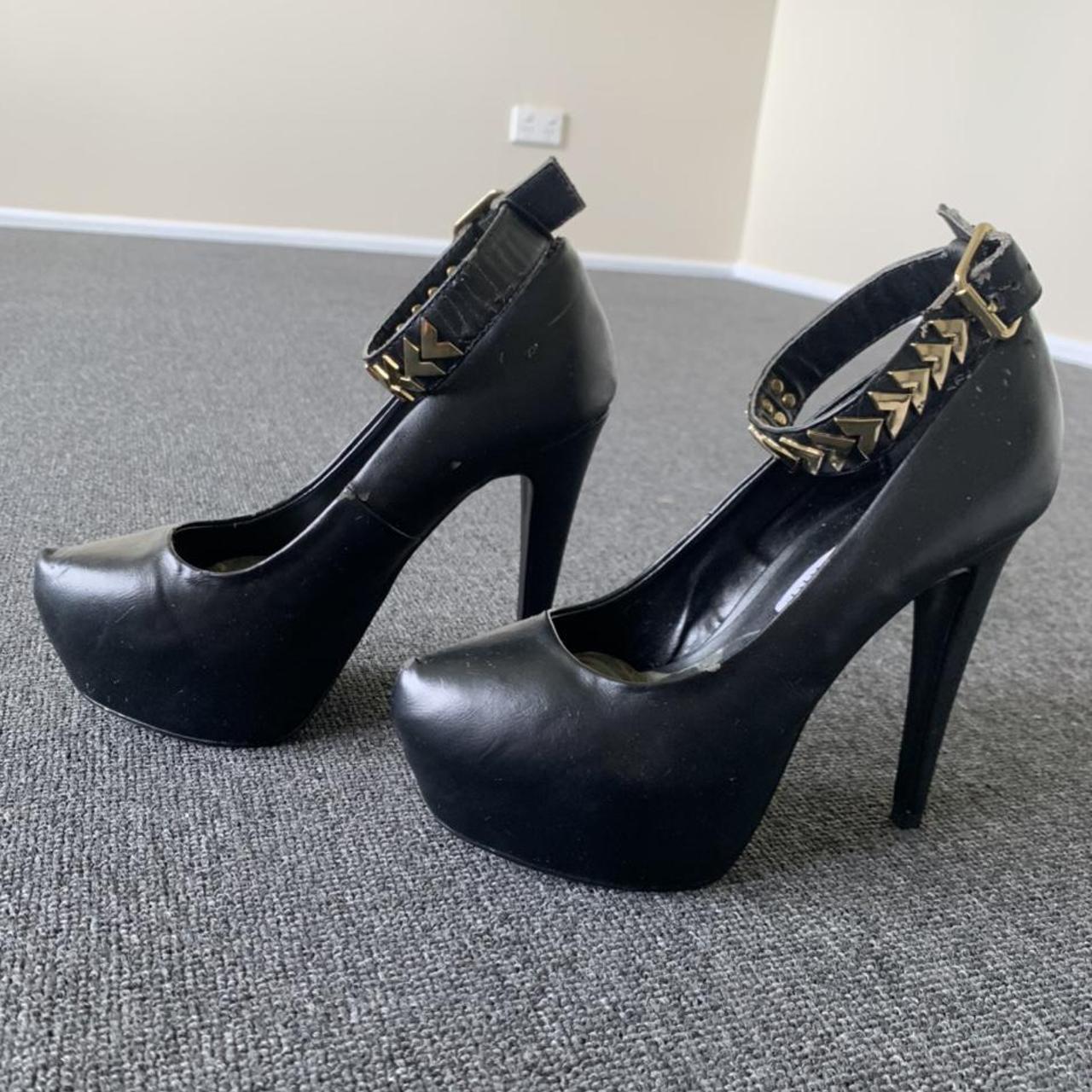 Black pumps with gold detail on buckle strap Fairly... - Depop