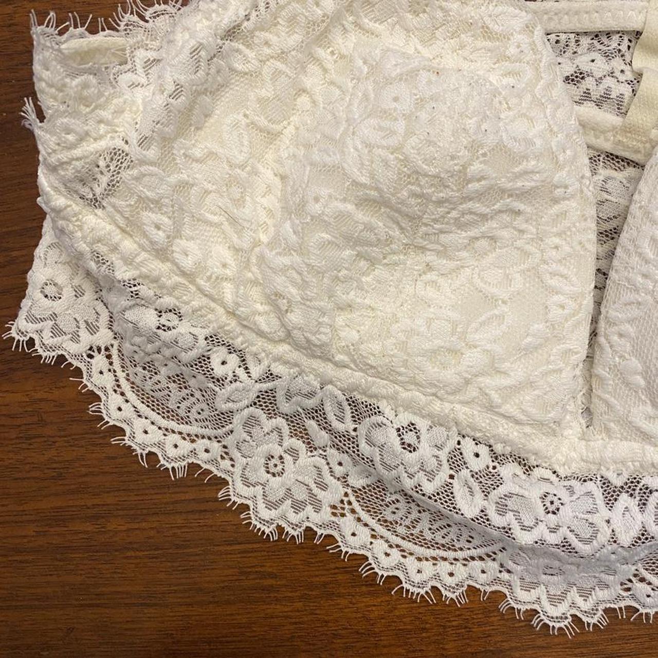 Aerie Women's White Bra Depop