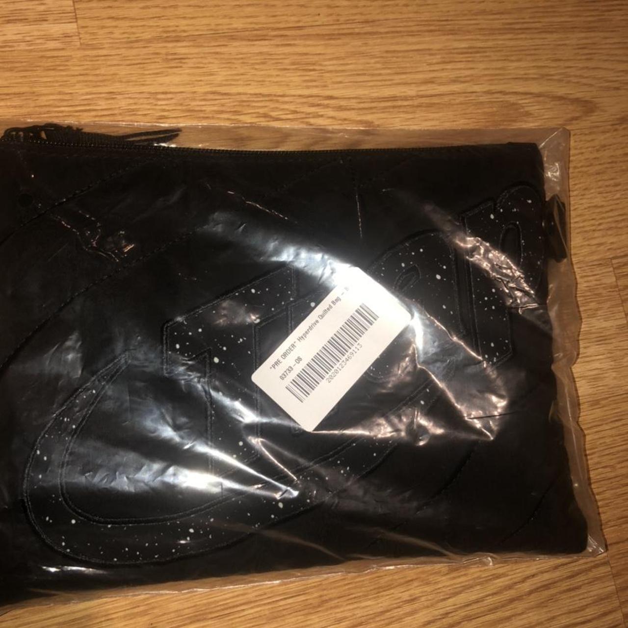 BRAND NEW TRAPSTAR HYPERDRIVE OREO BAG NEVER WORN... Depop