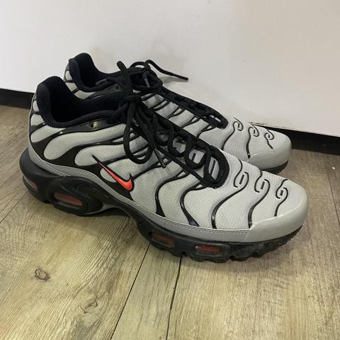 air max plus dracula