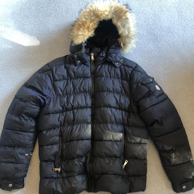 Moncler puffer jacket size 4 or medium/small. - Depop