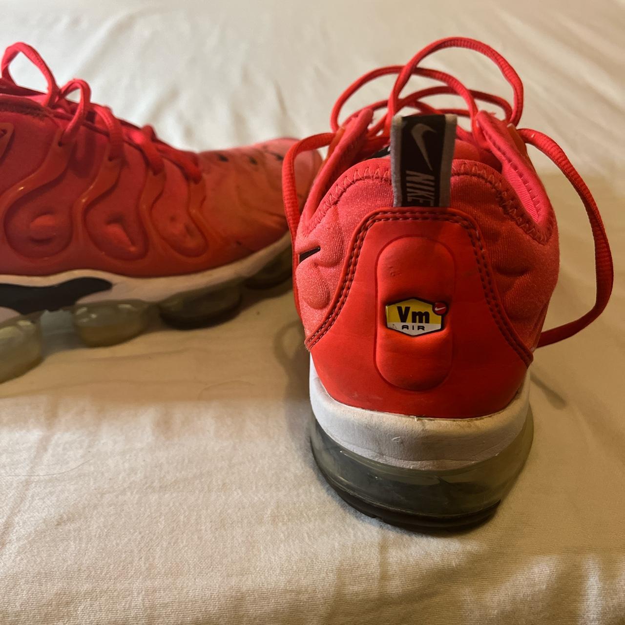 vapormax overbranding