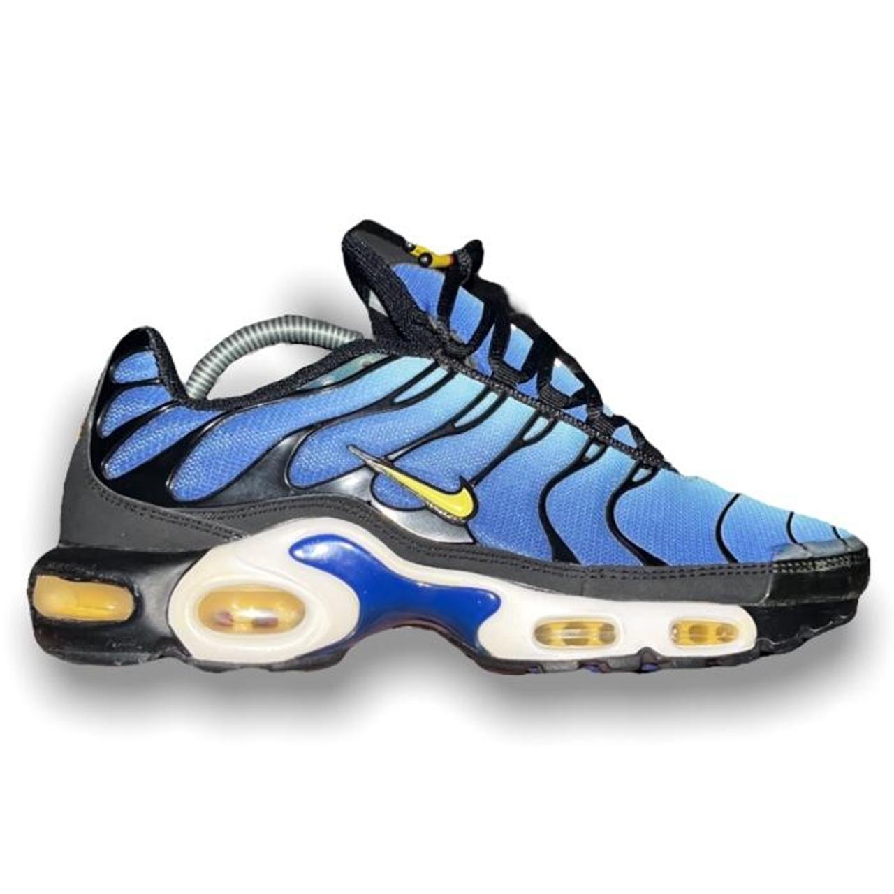 Air Max Plus Hyper Blue Us 8.5 (2013) VNDS Top... - Depop