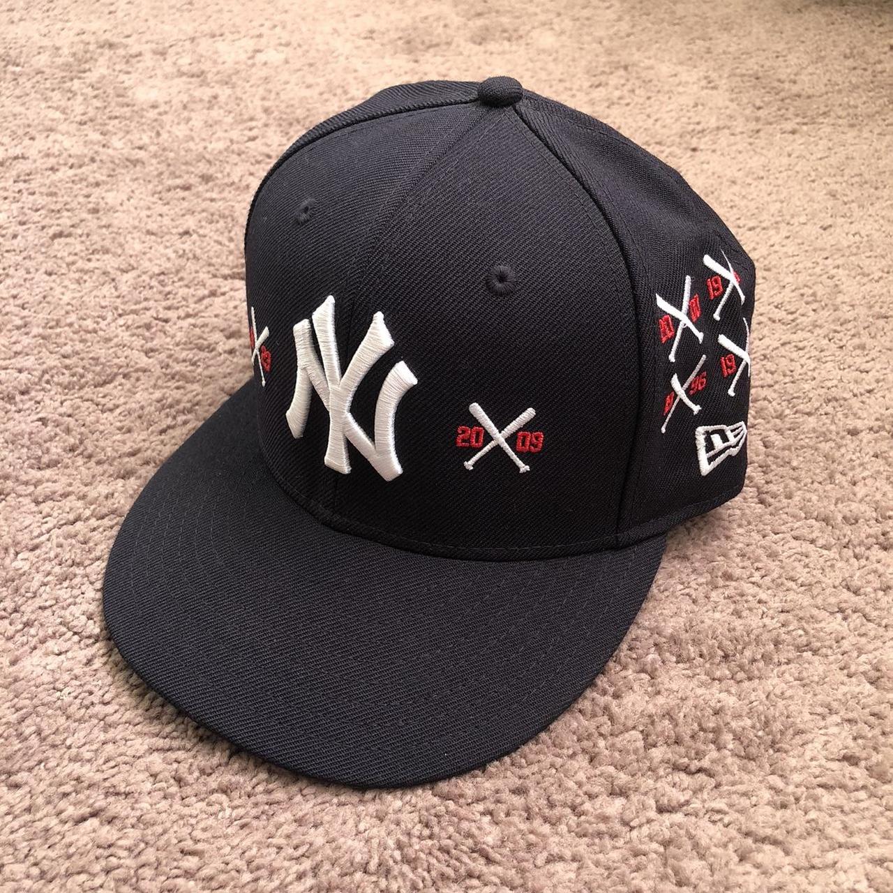 New Era New York Yankees Hoodie Brand New Unworn - Depop