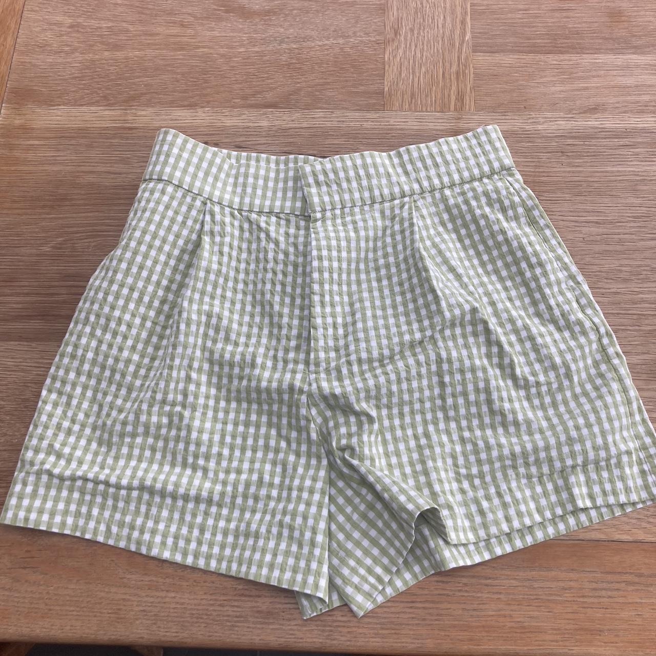 Really cool gingham Zara shorts🍀🍀 In great... - Depop