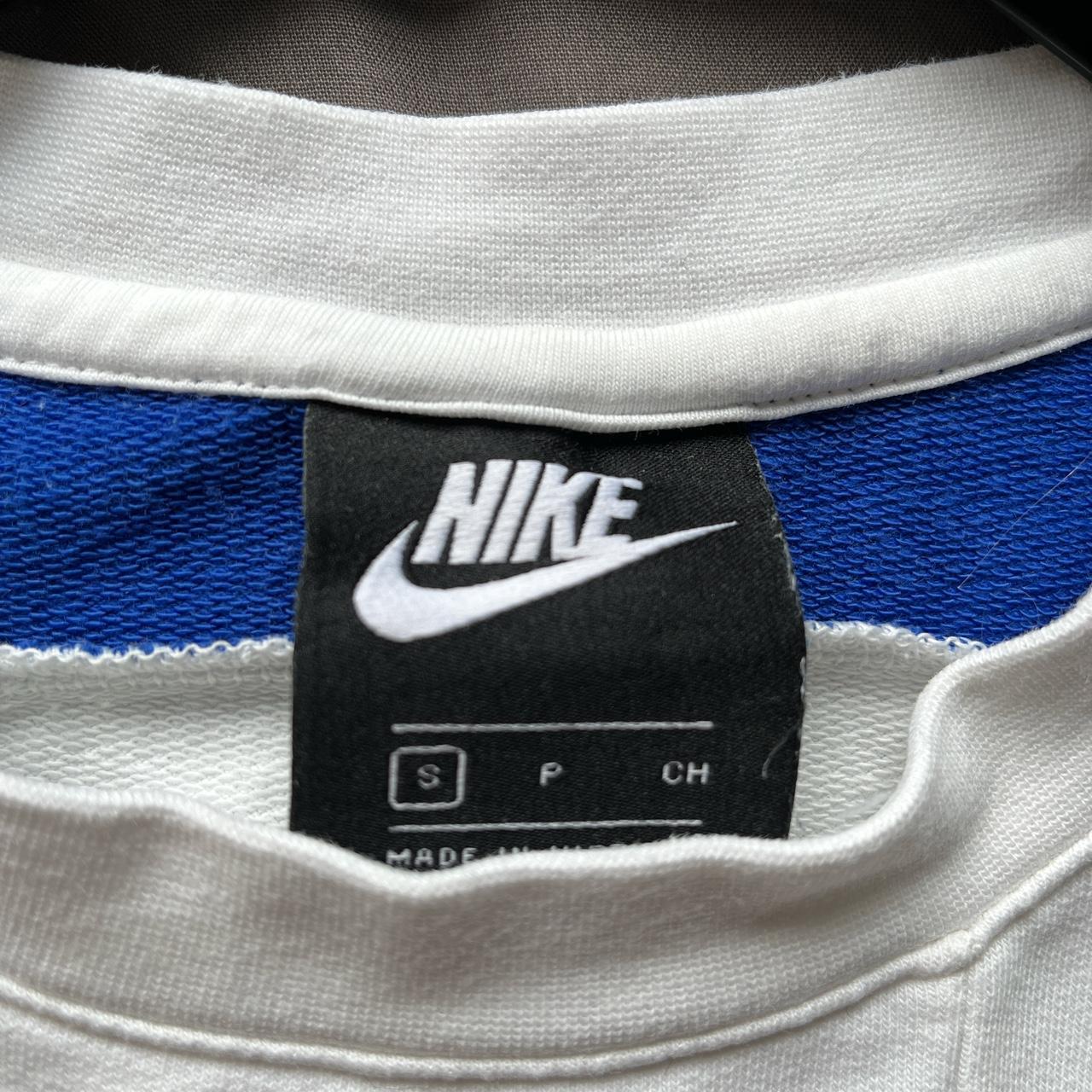 Vintage white and blue Nike sweatshirt Mens... - Depop