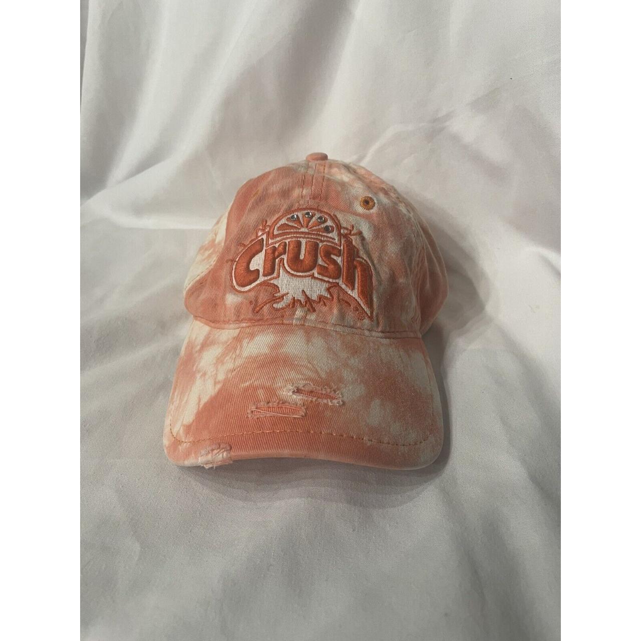 Ladies Orange Crush hat is in excellent condition... Depop