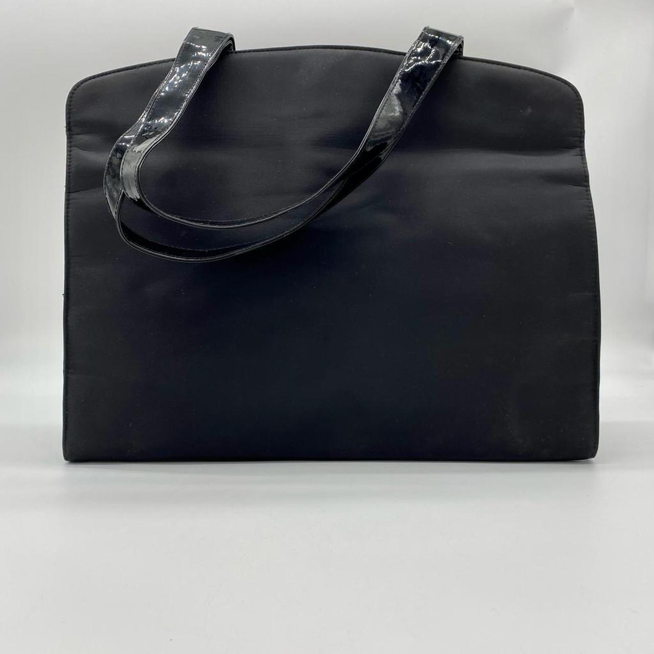 Estée Lauder Women's Black Bag (4)