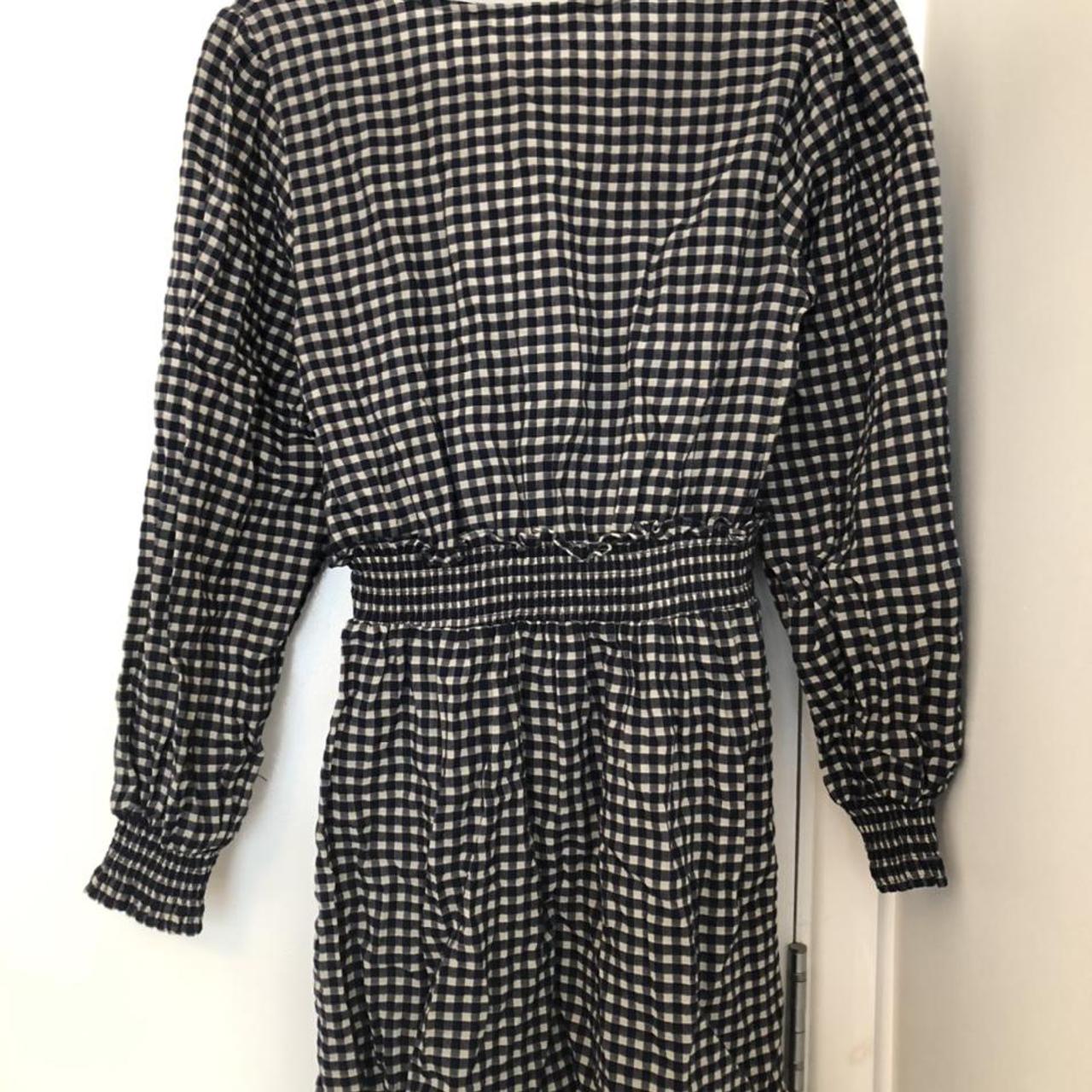 H&M long sleeved checked dress, brand new with tags,... - Depop