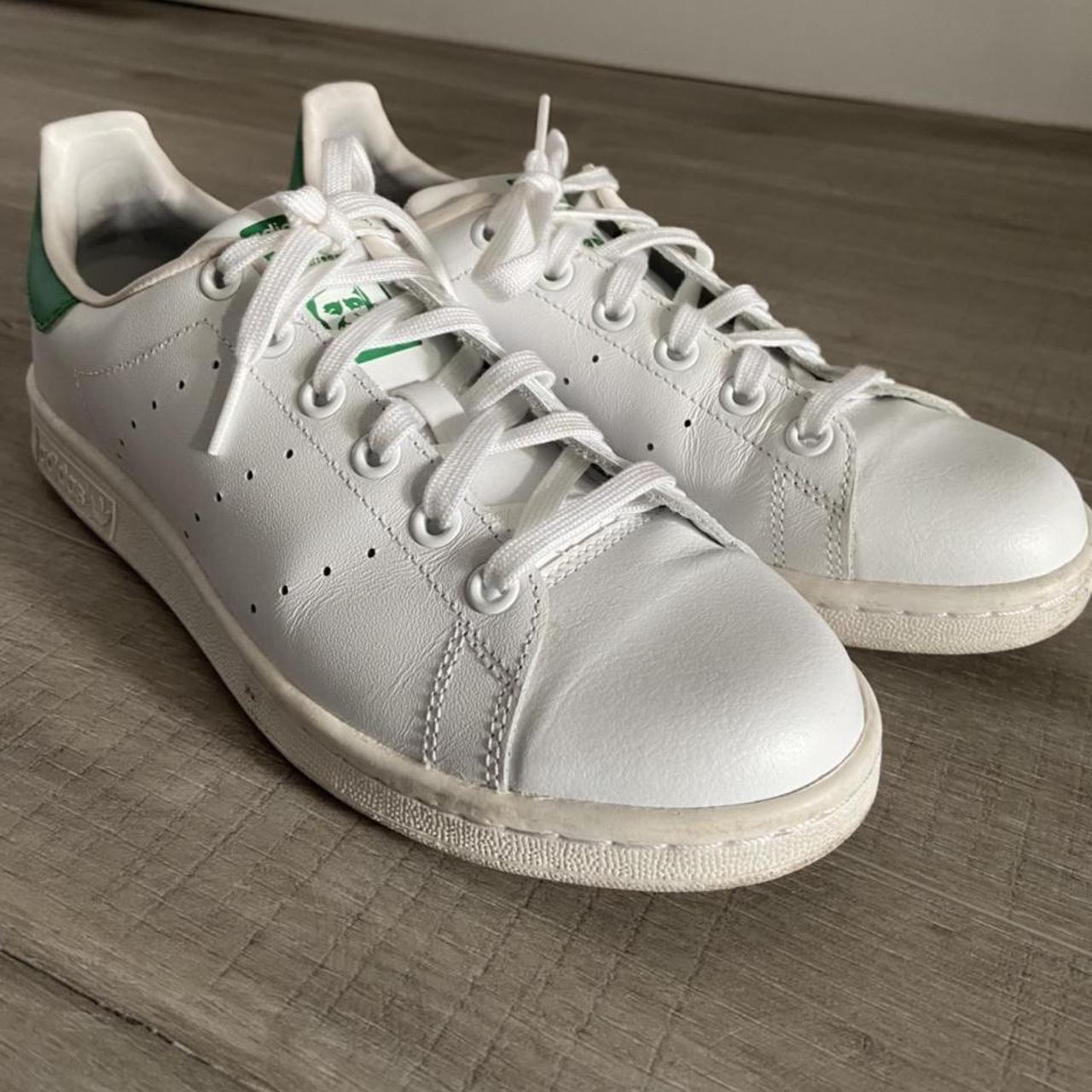 stan smiths womens