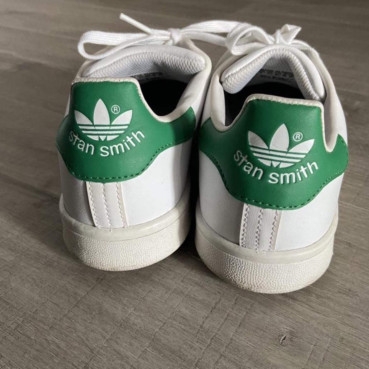 stan smiths womens