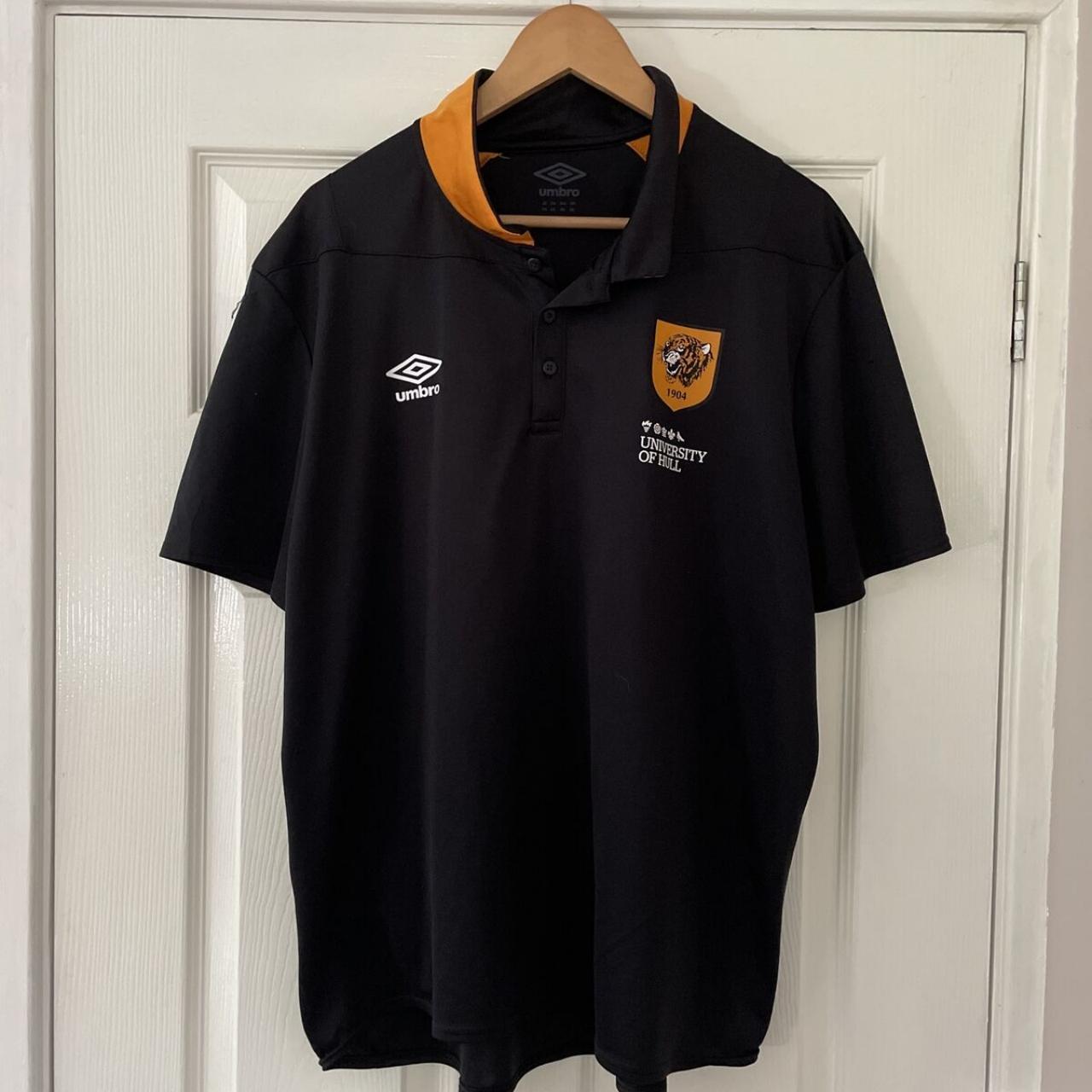 Hull City adults XXL polo football shirt jersey... Depop