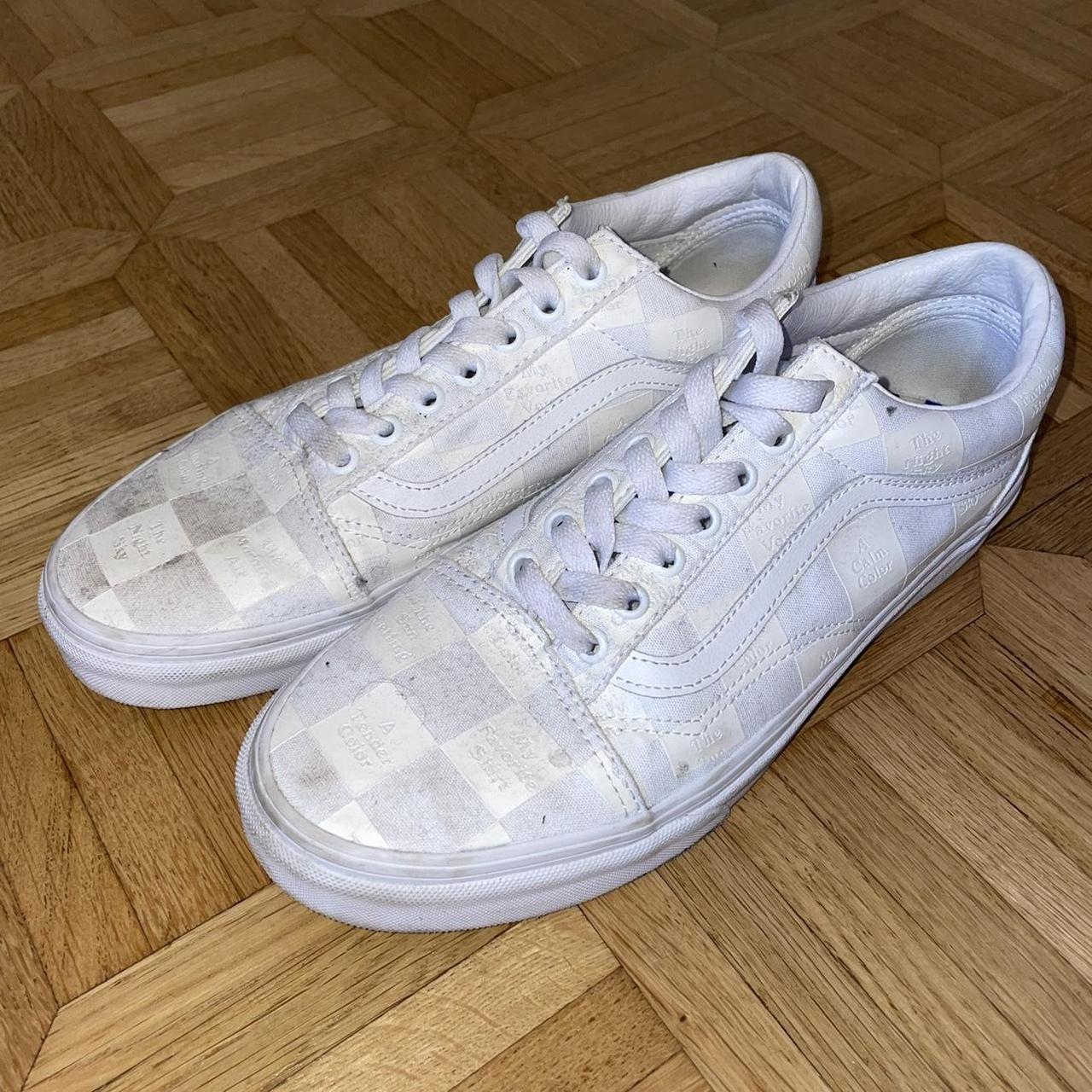 White checkmate like vans🤍 ofc i‘m going to wash... Depop
