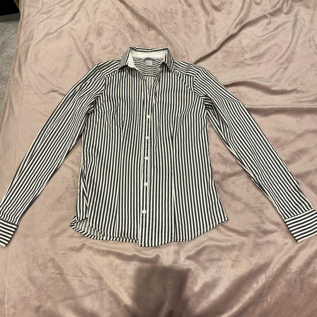 H&M Women's Shirt | Depop