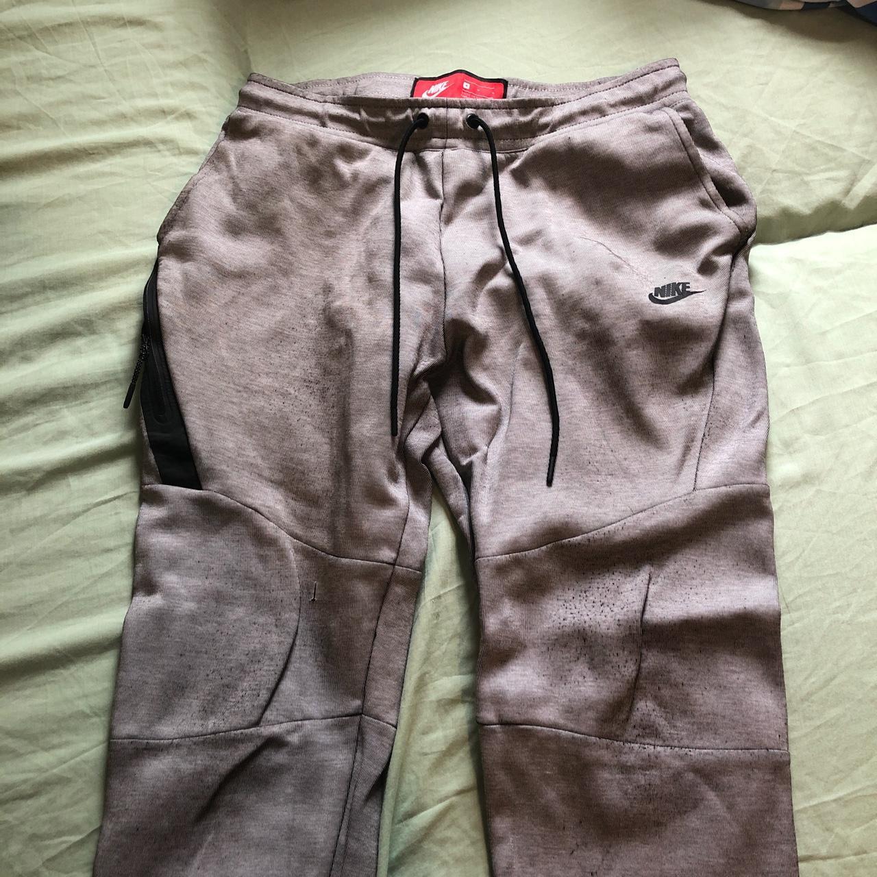 tech fleece bottoms